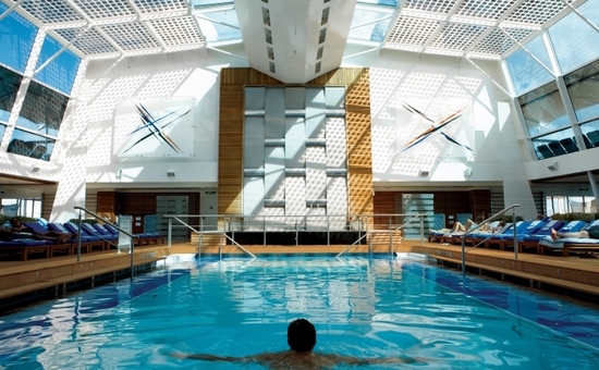 Barco Celebrity Equinox