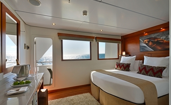 Barco Celebrity Xploration
