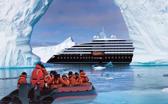 Interior Barco Scenic Eclipse
