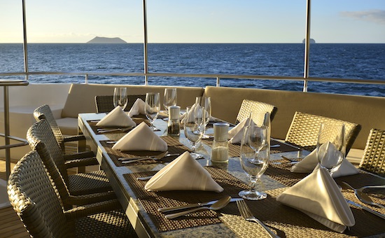 Barco Celebrity Xploration
