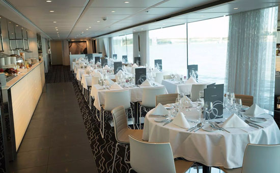 Barco Emerald Sky