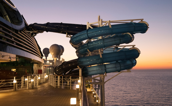 Barco MSC Seaside