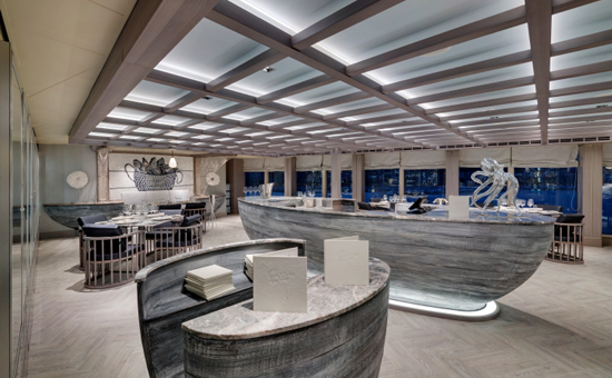 Barco MSC Seaside