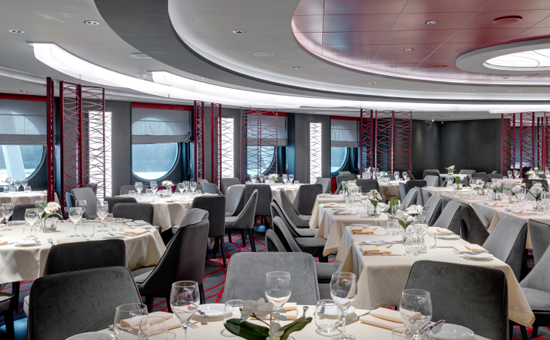 Barco MSC Seaside