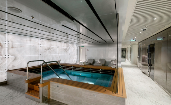 Barco MSC Seaside