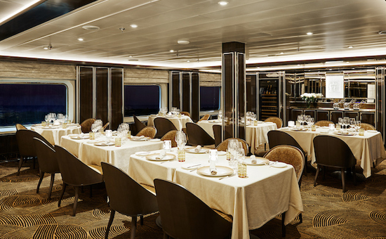 Barco Silver Shadow