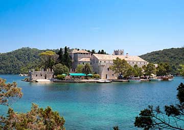 Puerto Mljet (Croacia)