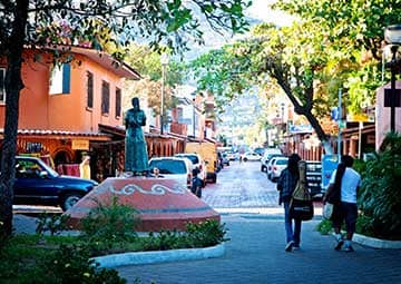 Puerto Zihuantanejo (Mejico)