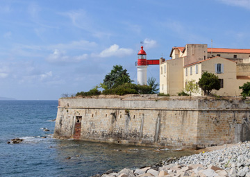 Puerto Ajaccio (Córcega)