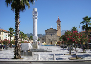 Puerto Marina di Carrara (Italia)